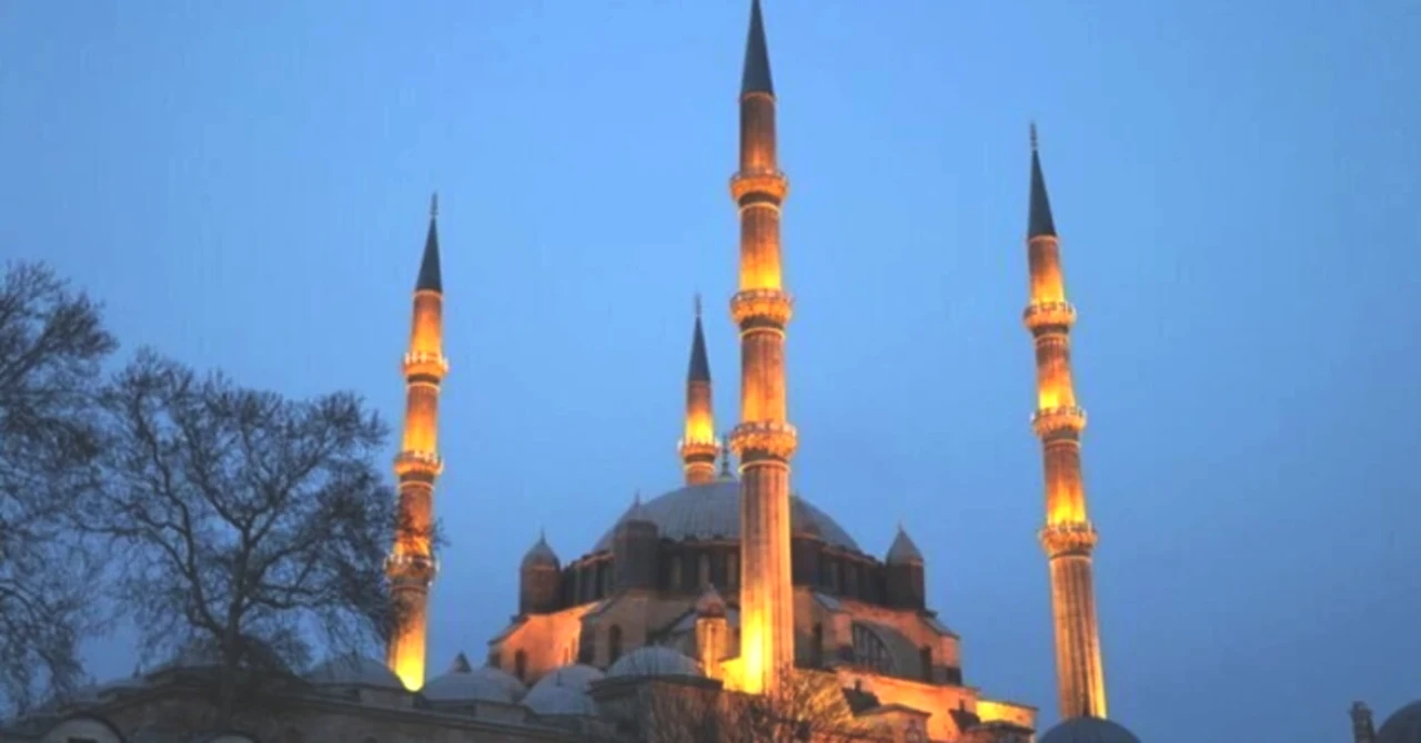 2025 Mevlid Kandili Ne Zaman? Diyanet Takvimine Göre Özel Tarih ve Detaylar!