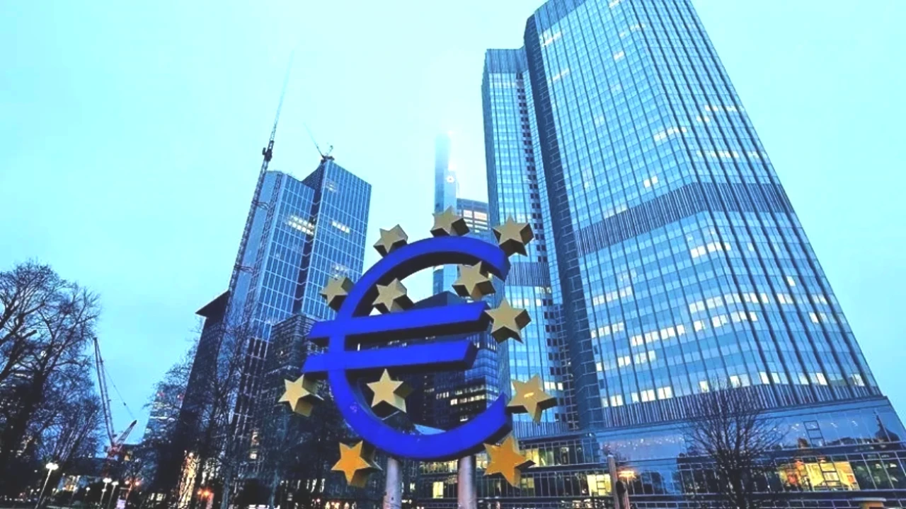 Euro Bölgesi'nde Enflasyon Yükseldi! Ekonomik Riskler Artıyor